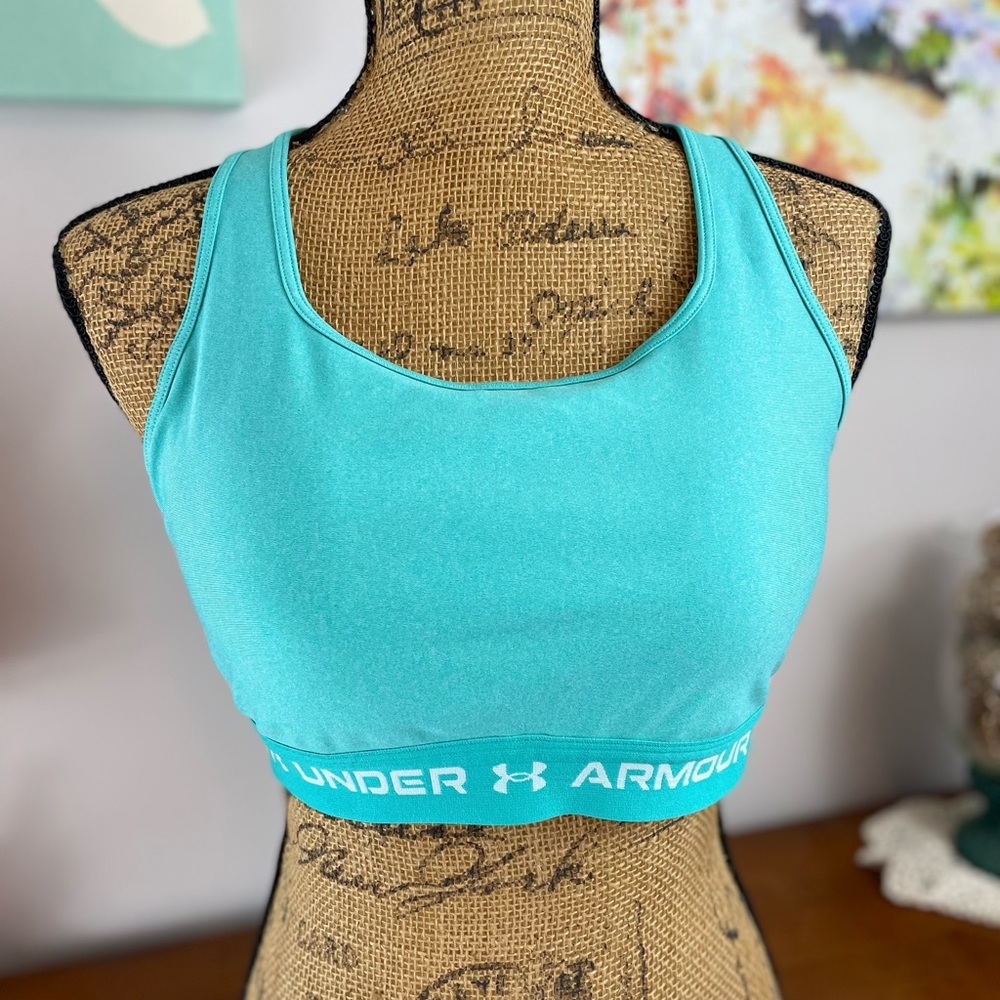 NWOT UA Compression sports bra